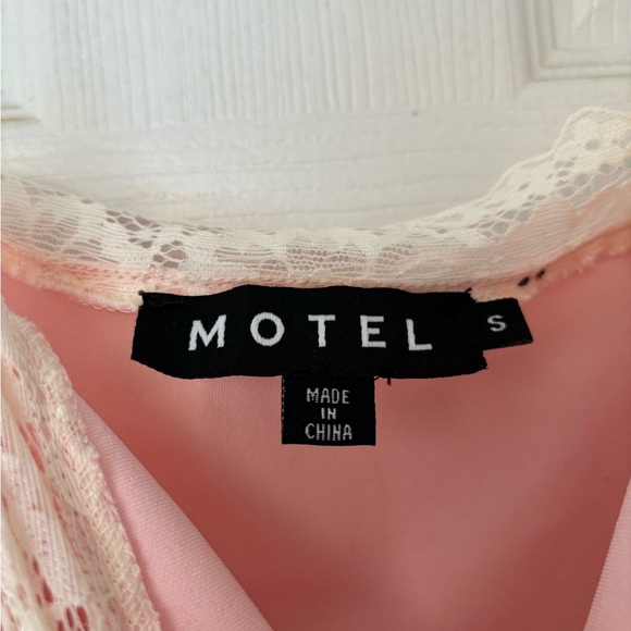 Motel Rocks Pink Lace Dress - Picture 2 of 3